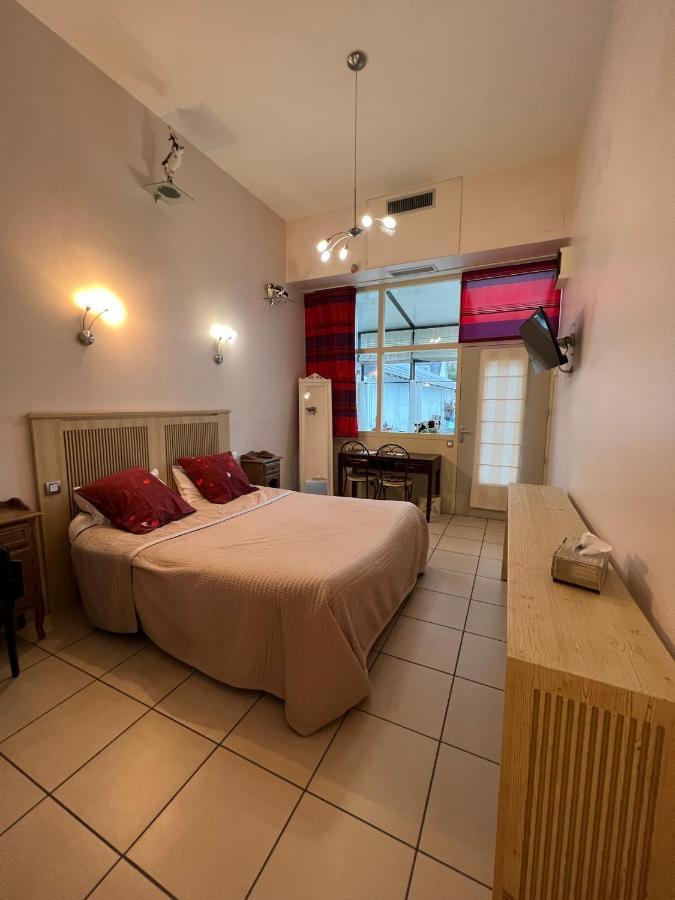 איבטו Hotel Le Manoir Aux Vaches מראה חיצוני תמונה