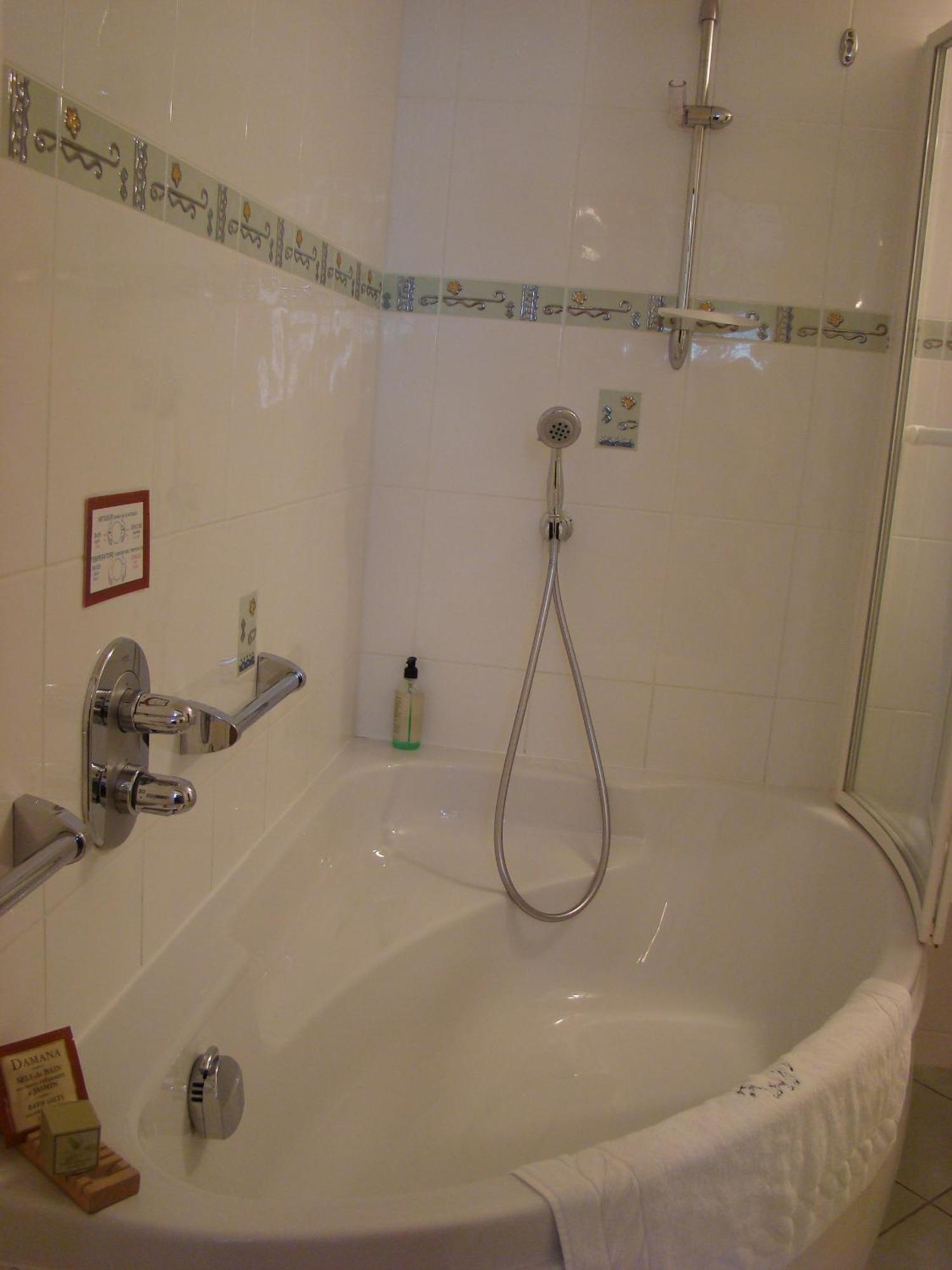 איבטו Hotel Le Manoir Aux Vaches מראה חיצוני תמונה