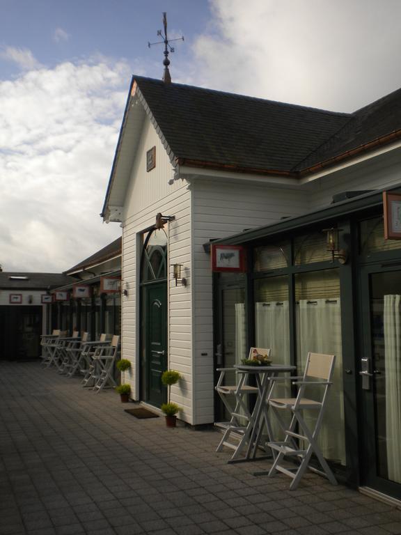 איבטו Hotel Le Manoir Aux Vaches מראה חיצוני תמונה